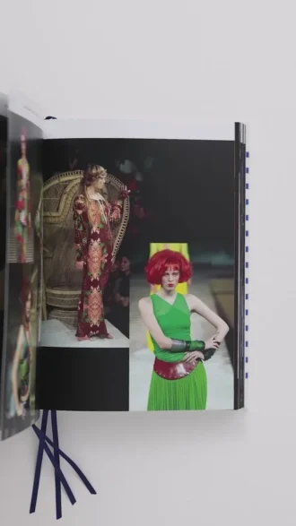Jean Paul Gaultier Catwalk Kitabı – Fransızca