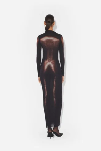 uzun bronz body dust elbiseler 2 330x491 - Uzun Bronz Body Dust Elbiseler